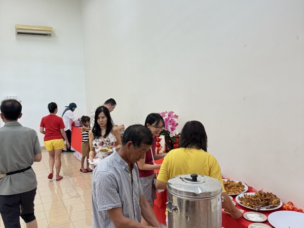 Seating & Crowd