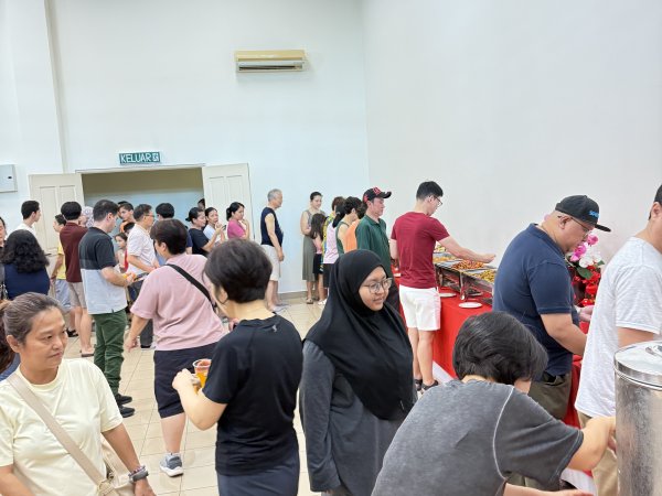 Seating & Crowd